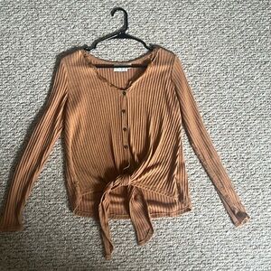 Francesca’s cute top size L